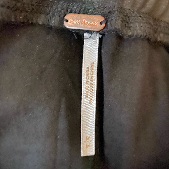 Free People Women's Midnight Vegan Suede Skinny Pants. - Picture 2 of 9